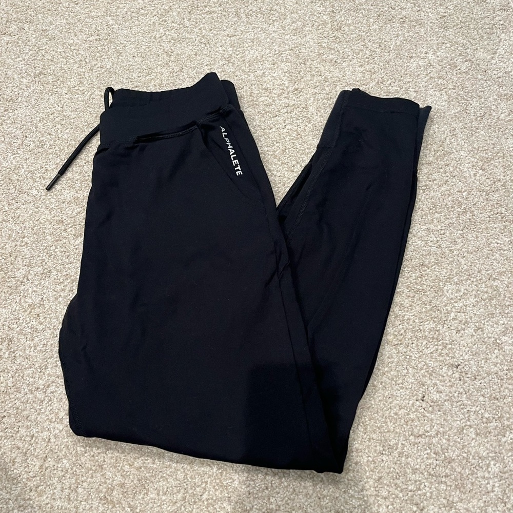 Alphalete joggers